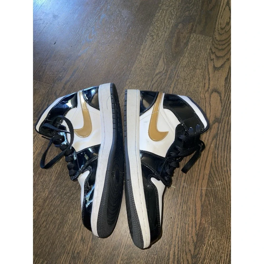 Nike Air Jordan 1 Sneakers Shoes Mid Patent Black White Gold 852542-007